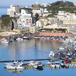 Miciosa - Immobilevante * Ponza