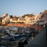 Miciosa - Immobilevante Ponza